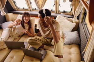 Digital nomads